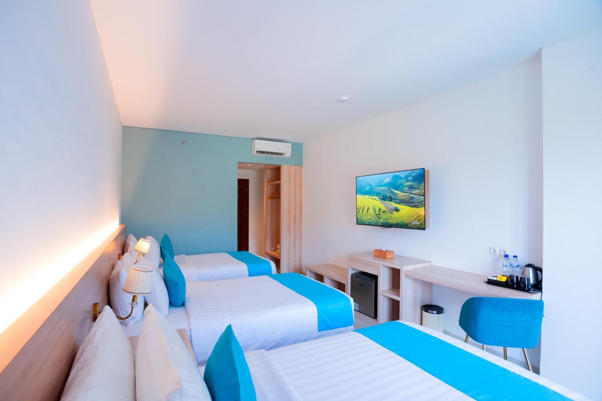 Zasgo Hotel Лабуан-Бахо Экстерьер фото